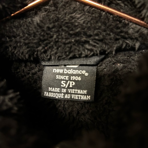 New Balance Fleece Quarter Zip - Picture 4 of 4